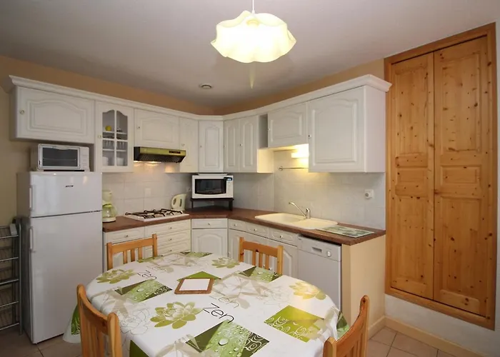 Mont-dore: 2 Pieces Proche Thermes, Pratique Pour 4 - Fr-1-608-112